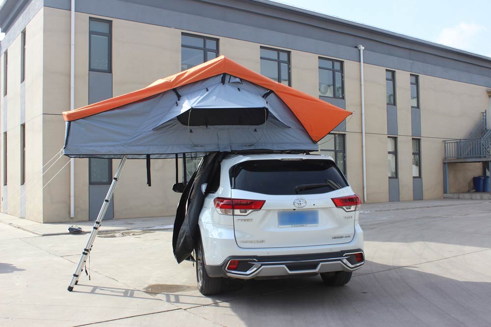 Camping Outdoor Car Tents 3-4 Person Custom Lightweight Insulation Liner Soft Roof Top Tent Camping Outdoor Car Tents 3-4 Person Custom Lightweight Insulation Liner Soft Roof Top Tent