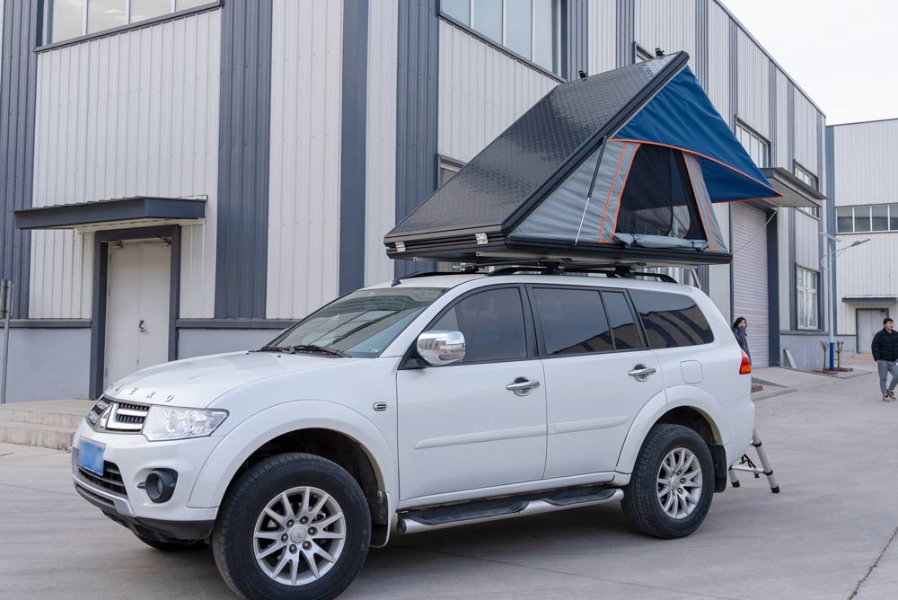 Aluminum Shell Roof Top Tent(2 people) Aluminum Shell Roof Top Tent(2 people)