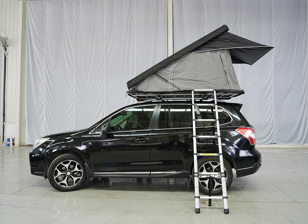 SRT20-130D New Car SoftShell Roof Top Tent Factory Customized Tent Camping Tent Off-Road Suv