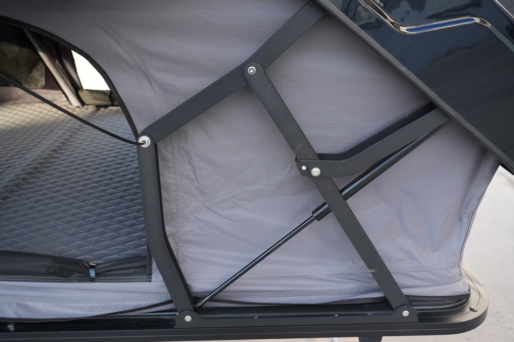 ABS600-160-S0001001 Customized OEM ABS Double Layer Four-season Canvas Rooftop Tents ABS600-160-S0001001 Customized OEM ABS Double Layer Four-season Canvas Rooftop Tents